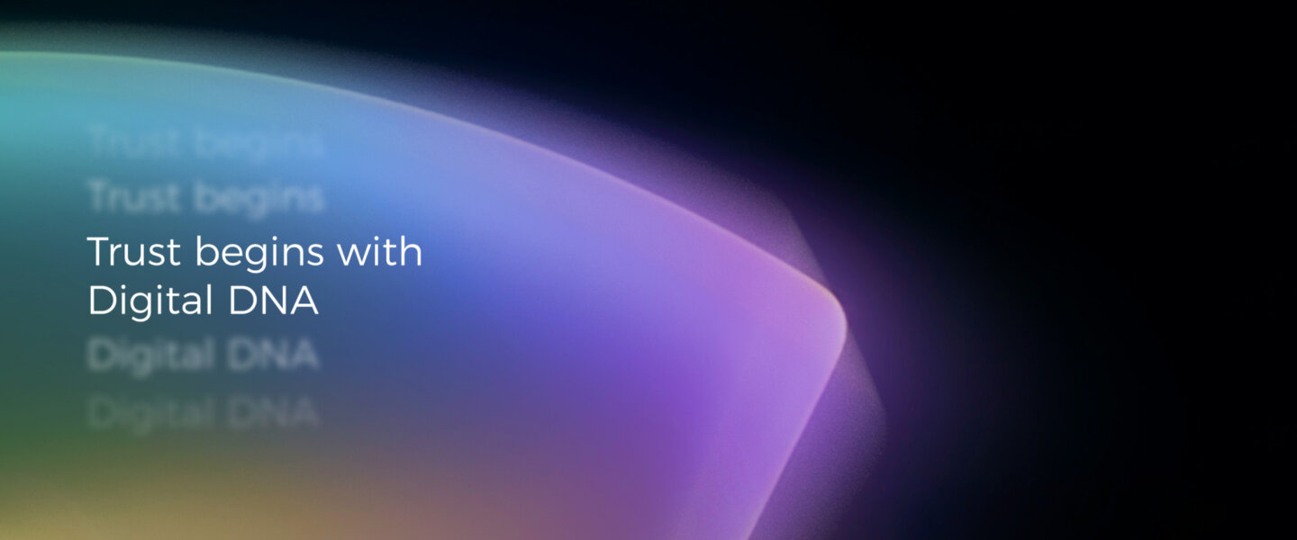 C zoomed glow text
