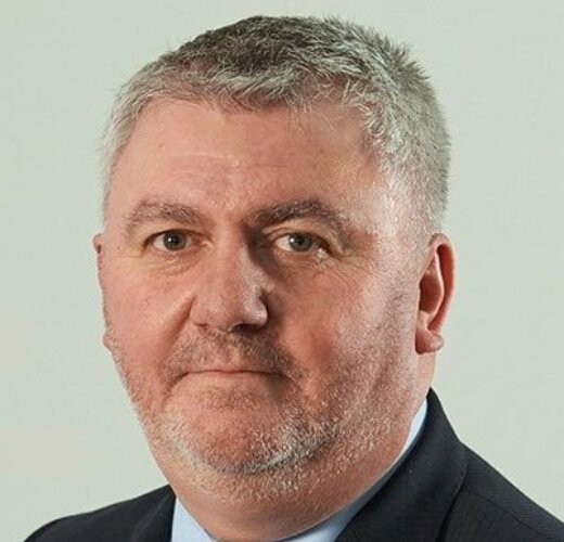 Ian Cruxton-headshot-40448