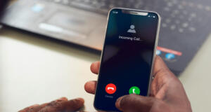 SIM swap-phone call-header-1000x800