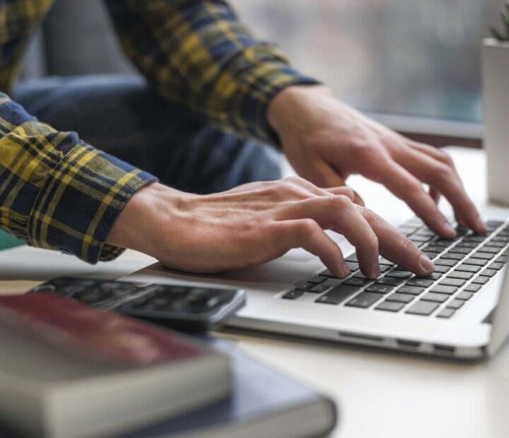Behavioral biometrics-typing keyboard header-5616x34081