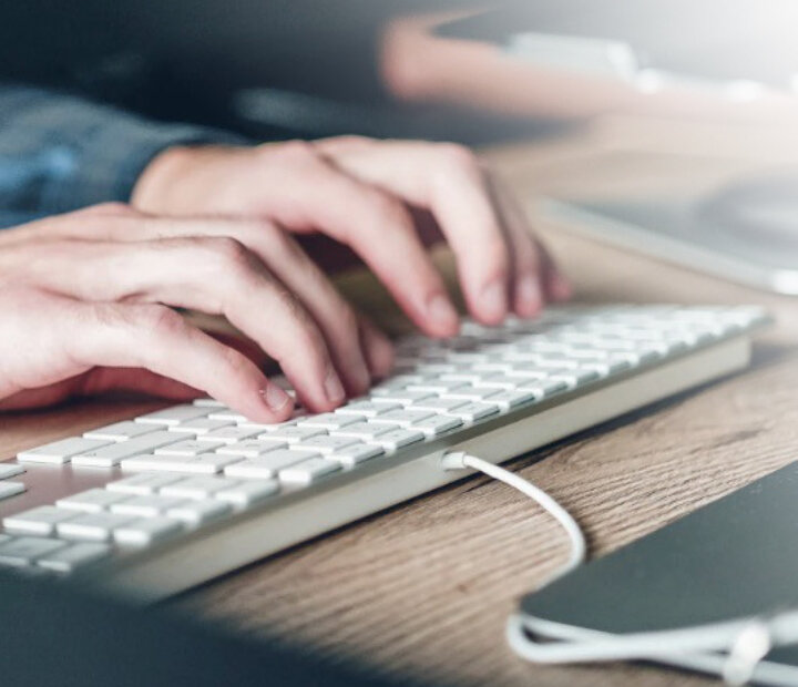 Zero trust-typing on keyboard-header-53600