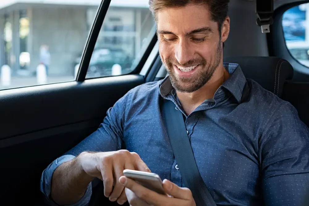 Digital trust index-man phone car-content-1000x667