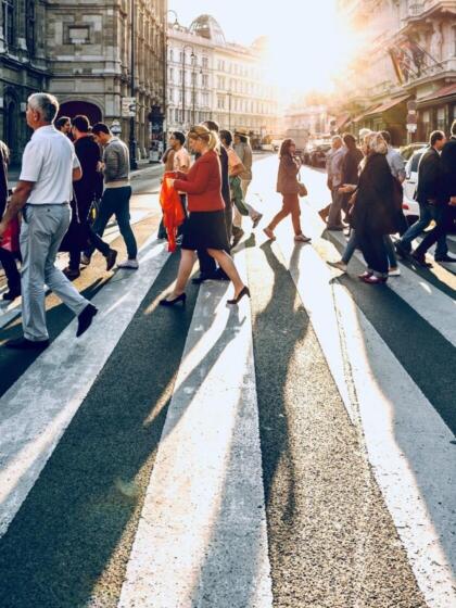 Intelligence-crossing street-content-840x1120