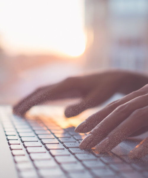Homepage Device-keyboard dynamics-content-1000x1200