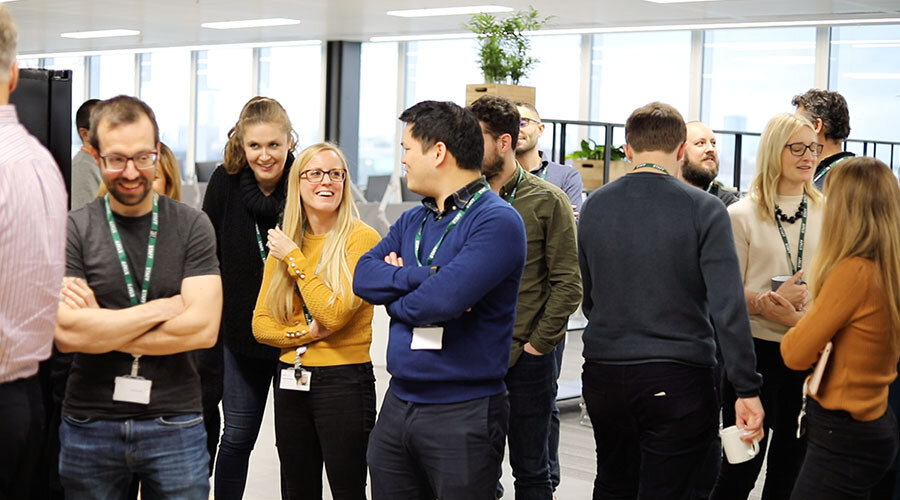 Careers-employees chatting-content-900x500